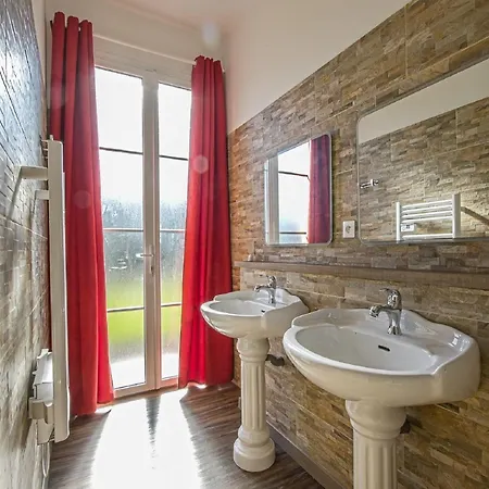 Holiday Home Near Bayeux & North Sea Beach, Cleaning Included Sainte-Honorine-des-Pertes