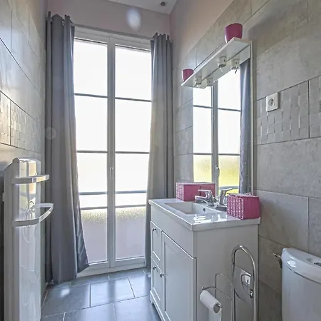 Feriehus Holiday Home Near Bayeux & North Sea Beach, Cleaning Included